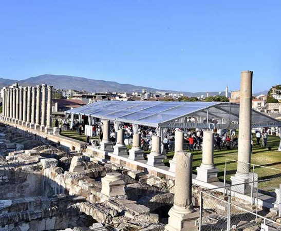 أطلال أغورا ومدينة سميرنا القديمة